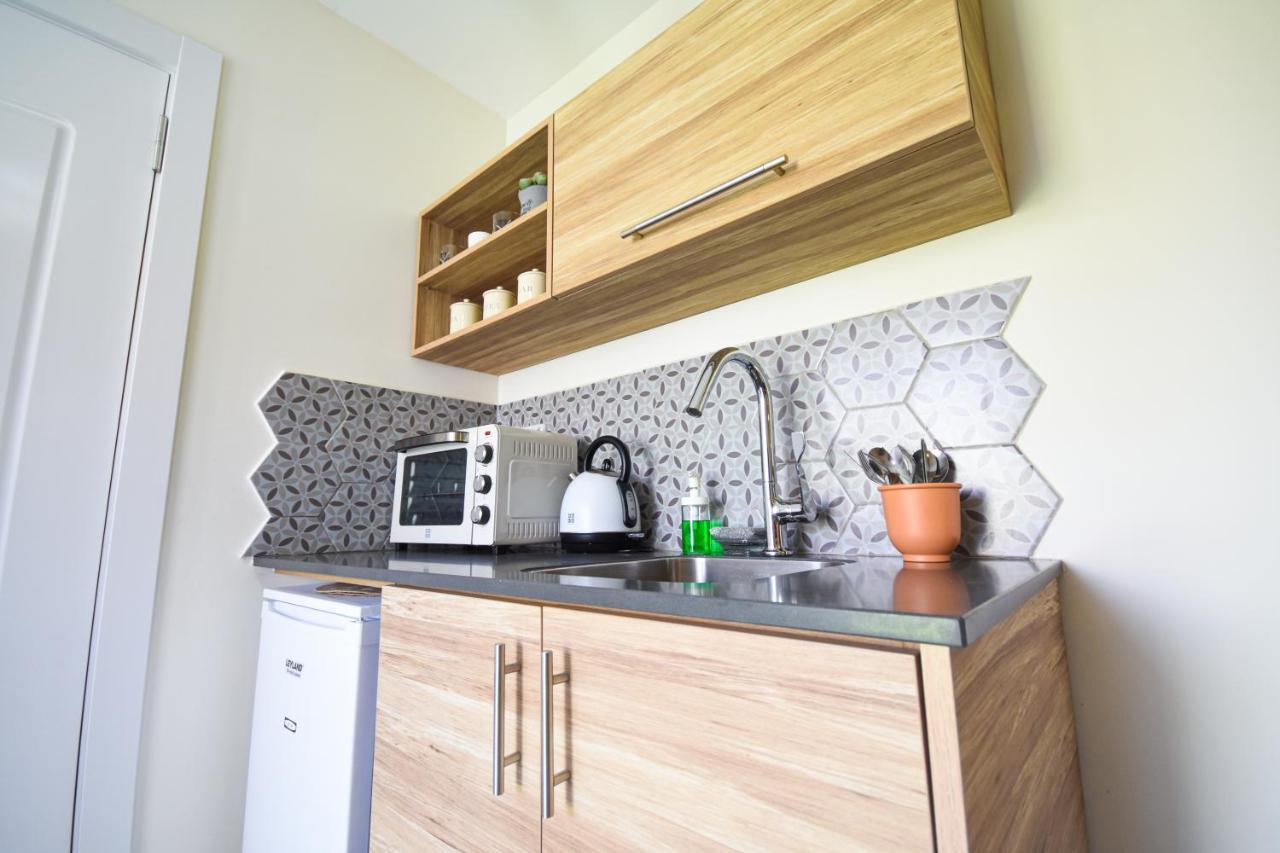 Sunshine Suite Boutique Only 5 Min Walk To The Beach - By Seaelo 엘라트 외부 사진