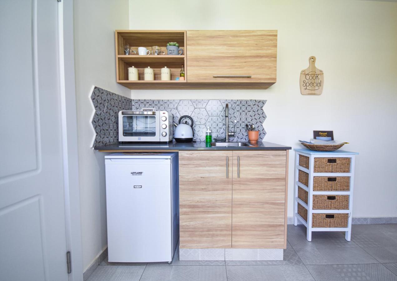 Sunshine Suite Boutique Only 5 Min Walk To The Beach - By Seaelo 엘라트 외부 사진