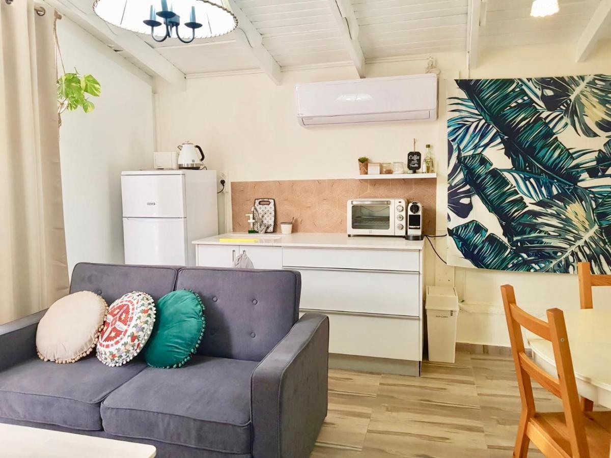 Sunshine Suite Boutique - Only 5 Min Walk To The Beach 엘라트 외부 사진